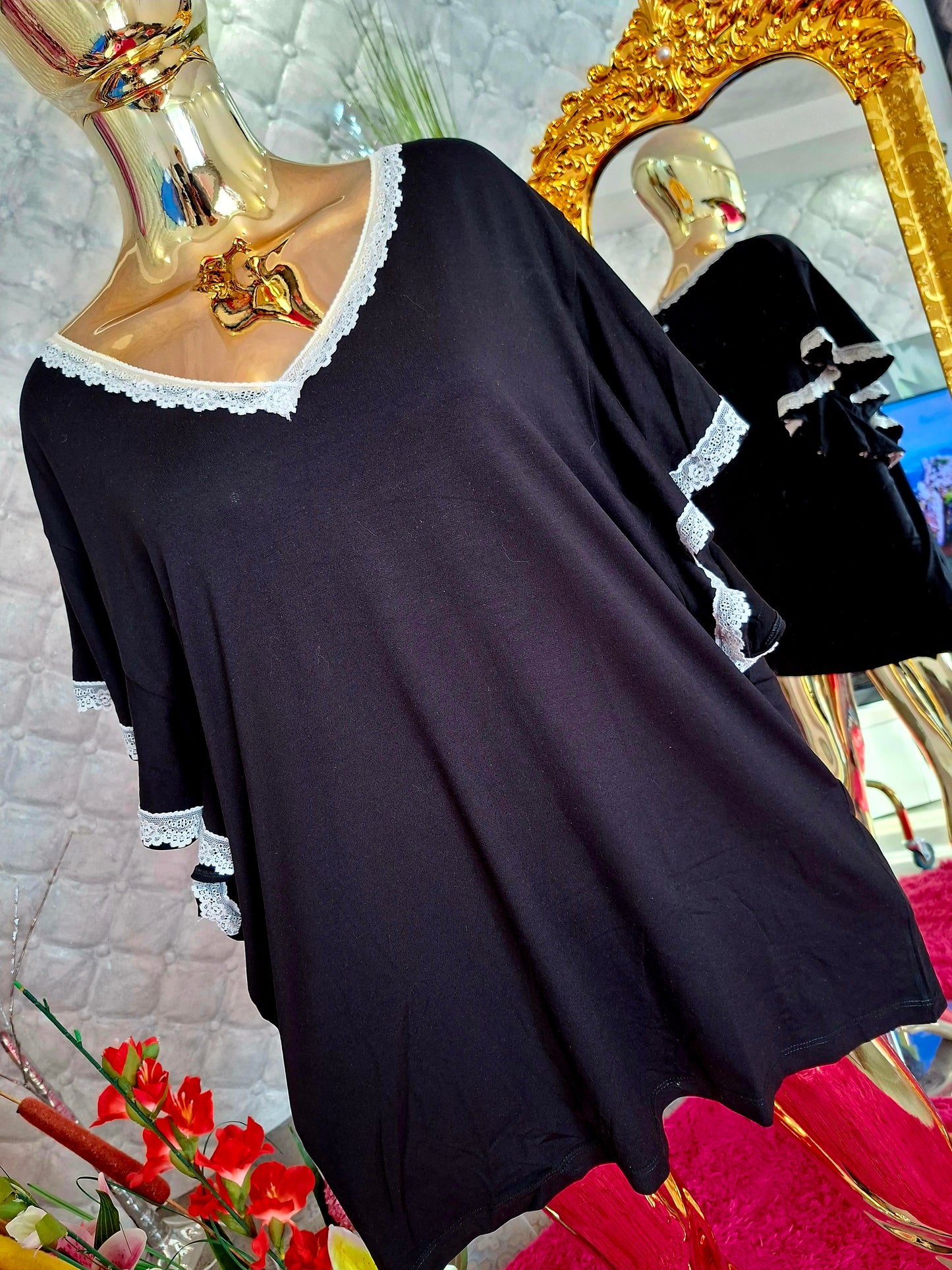 🤍✨ ELEGANTNÁ TURECKÁ TUNIKA OVER CHIC 🩷🖤 Luxusná krajka zdobí výstrih do písmena V a zároveň aj rukávy..💐🩷