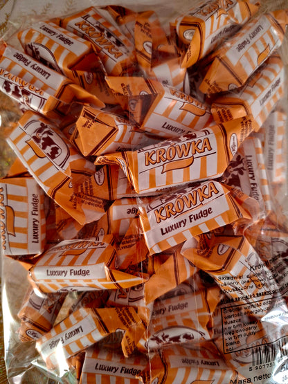 🍬 LECKERE KUHE 🍬
 Süß, zart, zergeht auf der Zunge... einfach himmlisch im Mund 🤎 Eine Packung 500 g