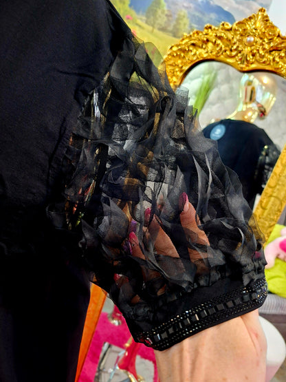 LUXUSNÁ ELEGANTNÁ TUNIKA S TYLOVÝMI RUKÁVMI A ZIRKÓNMI
Táto nádherná tunika je presne ten kúsok, v ktorom sa budete cítiť ako dáma 💎