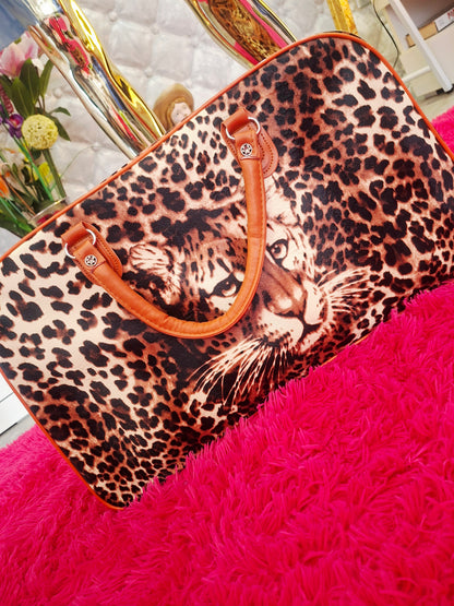 🐆✨ VEĽKÁ CESTOVNÁ TAŠKA SO ZVIERACÍM VZOROM – ŠTÝLOVÁ, PRIESTRANNÁ A PRIPRAVENÁ NA KAŽDÚ CESTU! ✨👜