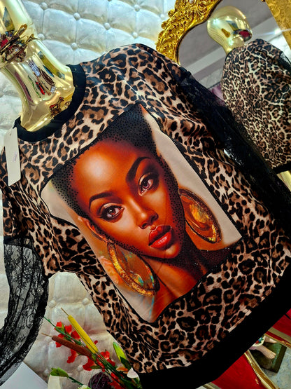 🐆🖤 EXTRAVAGANTNÁ BAVLNENÁ TUNIKA S ČIPKOVANÝMI RUKÁVMI A ZIRKÓNMI 🖤🐆
😍 Dámy, toto je naozaj poriadne vypeckovaný model! ❤️