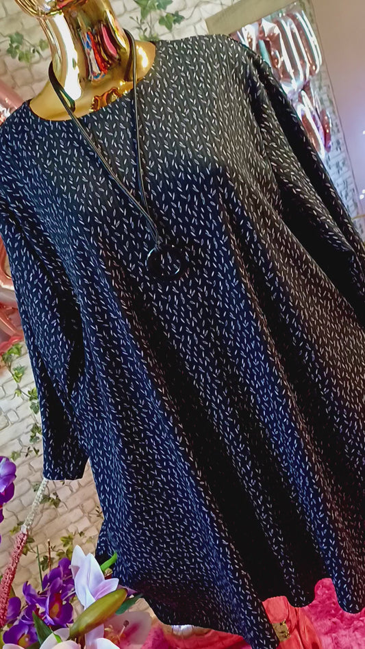 ✨ Úžasná jemná vrúbková nadrozmerná tunika ✨💞💞💞💞 Má štýlové 3/4 rukávy a je ušitá z materiálu, ktorý je príjemný, mäkký a veľmi kvalitný – ODPORÚČAM.‼️‼️‼️