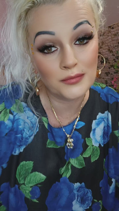 ✨ Skutočne krásny MAXI 👉😍nadrozmerný svetrík ✨Je príjemný na dotyk, ľahučký, no zároveň zahreje. 💖 Krásne kombinácie farieb