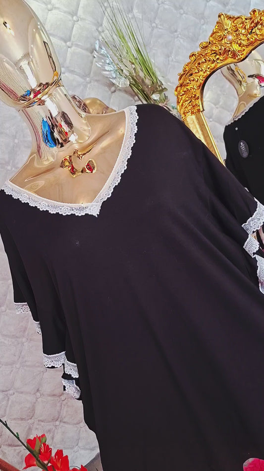 🤍✨ ELEGANTNÁ TURECKÁ TUNIKA OVER CHIC 🩷🖤 Luxusná krajka zdobí výstrih do písmena V a zároveň aj rukávy..💐🩷