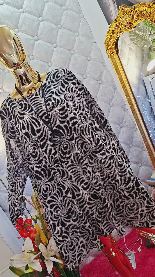 Elegantná áčková tunika s tylovými rukávmi a ornamentmi ✨,💞💞💞