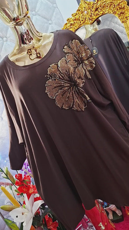 ✨ Oversized-Tunika mit goldenen Zirkonen und Blumen ✨ Strahlen Sie stilvoll mit dieser wunderschönen Oversized-Tunika,