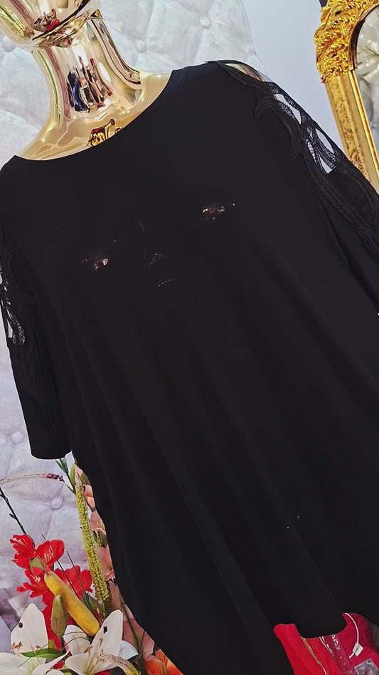 Elegantná turecká tunika s výnimočnými detailmi,,Na oboch rukávoch je vložený jemný tyl s vyšívanou aplikáciou💐💐🤗💐🔥