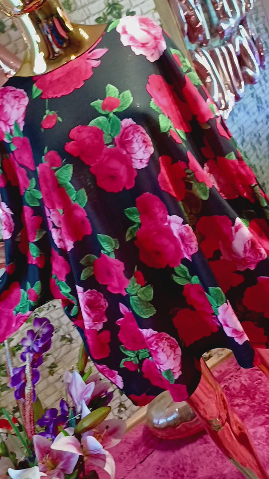 ✨ Skutočne krásny MAXI 👉😍nadrozmerný svetrík ✨Je príjemný na dotyk, ľahučký, no zároveň zahreje. 💖 Krásne kombinácie farieb