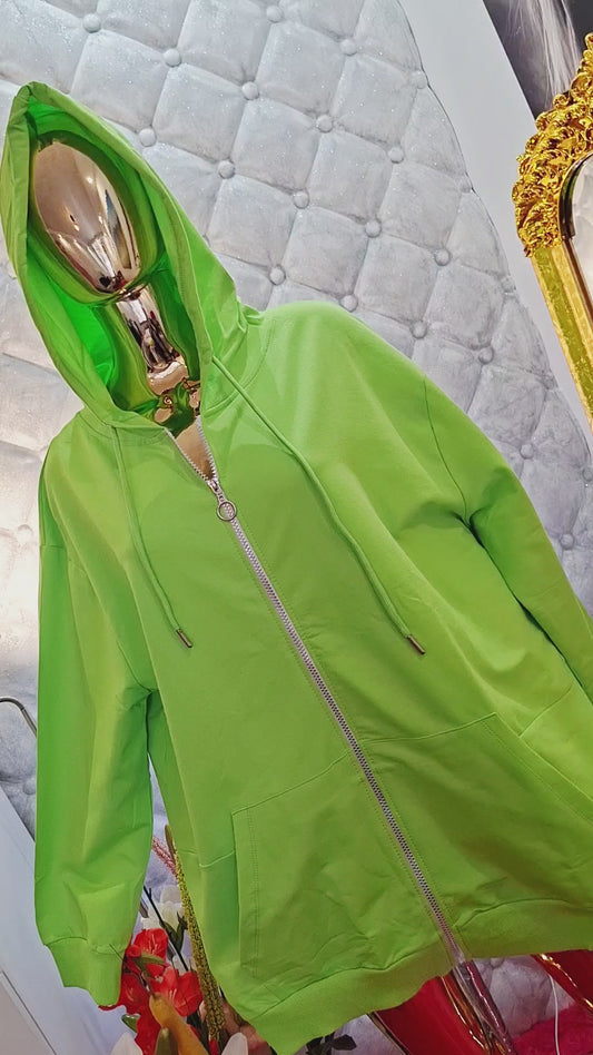 Rozžiarte svoj deň s touto krásnou neónovou bavlnenou mikinkou, ktorá spája pohodlie a štýlový vzhľad! 😍‼️🤗‼️‼️