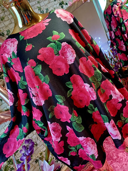 ✨ Skutočne krásny MAXI 👉😍nadrozmerný svetrík ✨Je príjemný na dotyk, ľahučký, no zároveň zahreje. 💖 Krásne kombinácie farieb