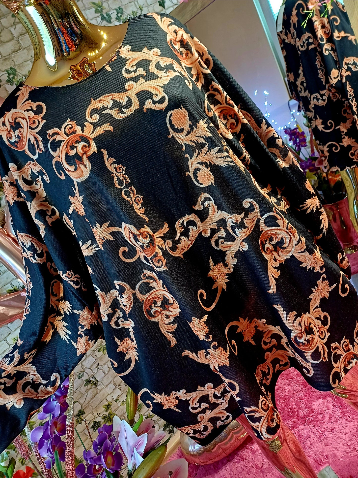 ✨ Skutočne krásny MAXI 👉😍nadrozmerný svetrík ✨Je príjemný na dotyk, ľahučký, no zároveň zahreje. 💖 Krásne kombinácie farieb